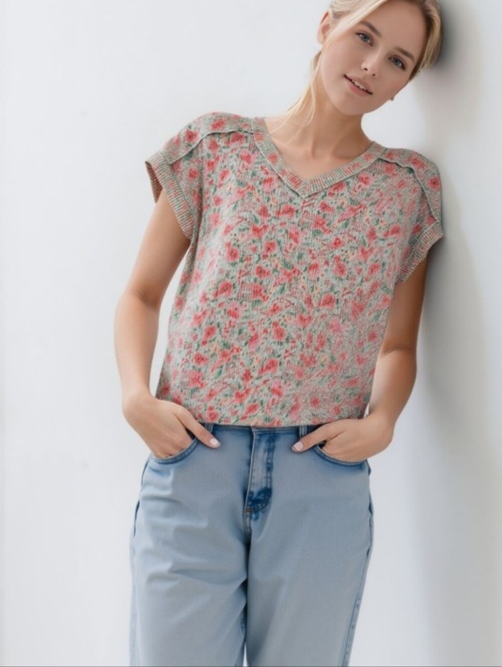 New Heimish Mint Floral Vneck Top